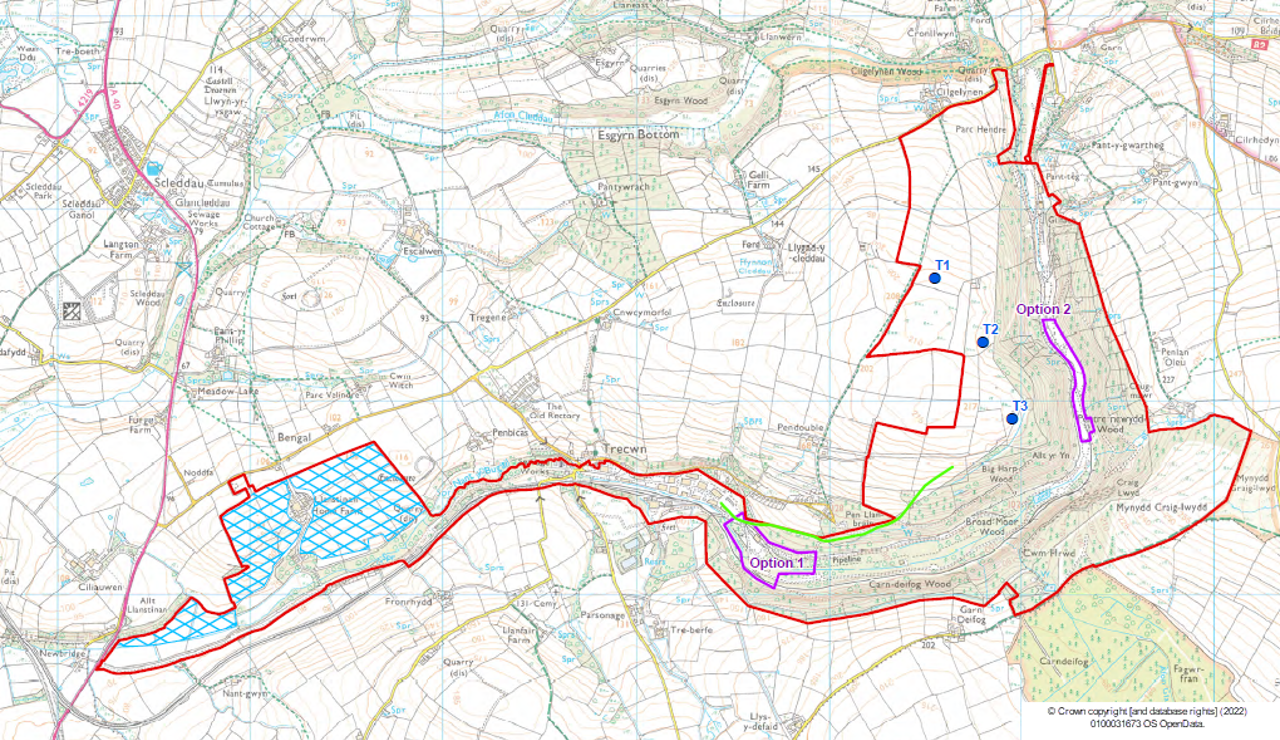 Map o'r datblygiad arfaethedig. Cynigir tri thyrbin gwynt ar gyfer ardal i'r gogledd-ddwyrain o Ddepo Trecŵn. Cynigir ardal o baneli solar i'r gorllewin o Drecŵn. Bydd offer gweithgynhyrchu a storio hydrogen yng nghanol y depo.